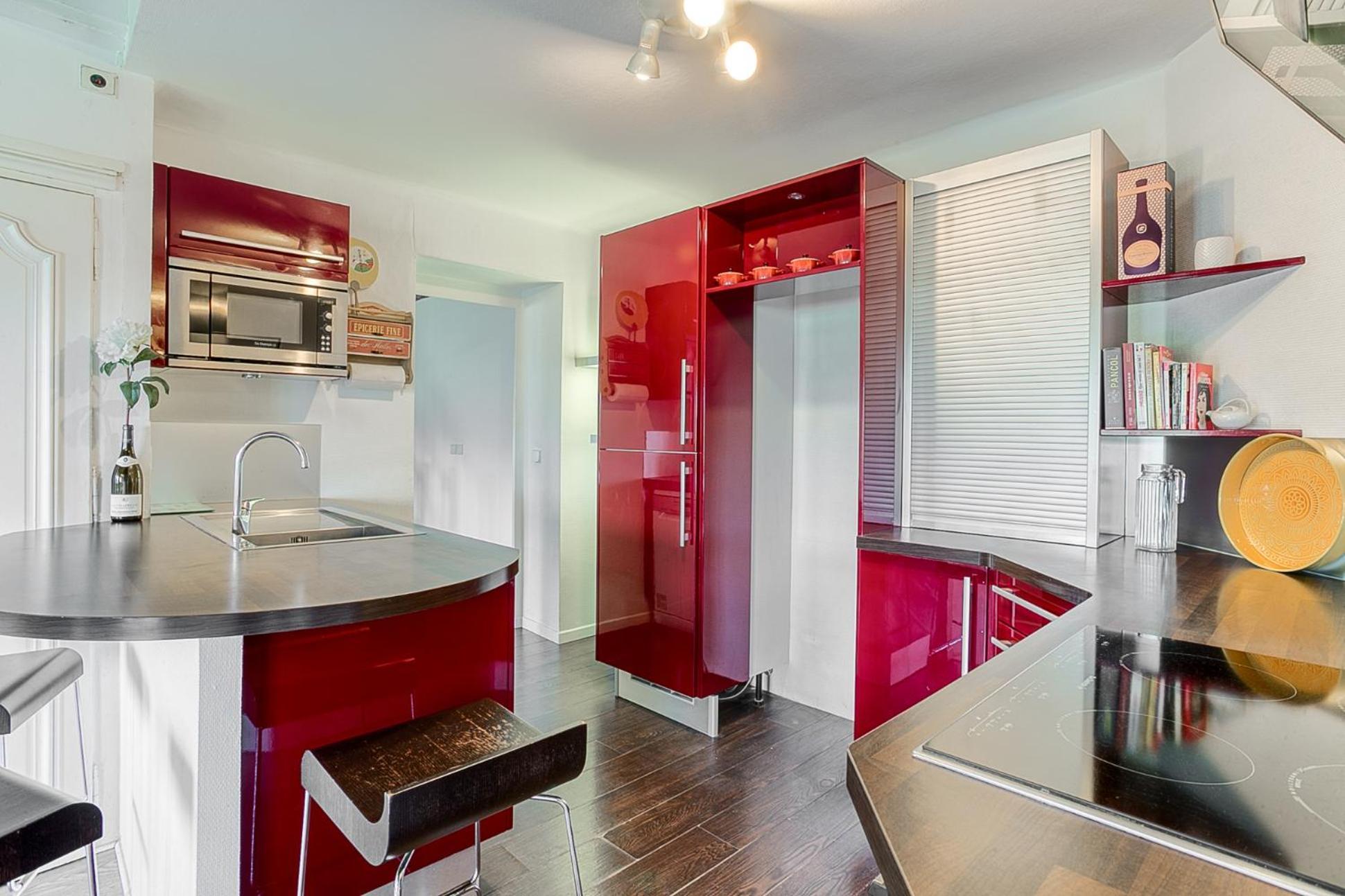Sejourner Au Chateau De La Roue Grand Appartement Lissieu ภายนอก รูปภาพ